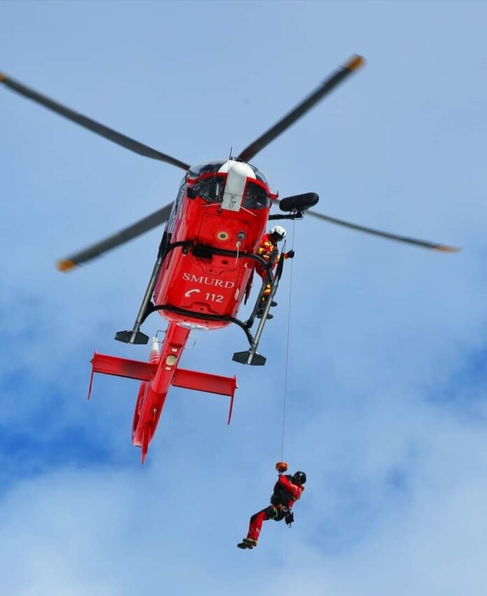 38 de persoane salvate cu elicopterul în situații critice în minivacanța de Crăciun