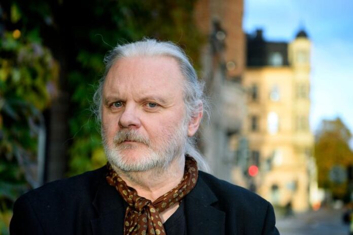 Premiul Nobel pentru Literatură a fost acordat norvegianului Jon Fosse