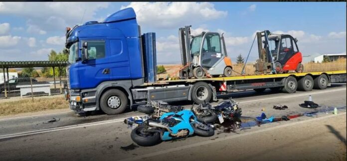 Accident cu 3 motociclete și 3 victime