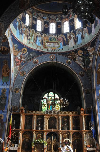 135 de ani de la sfinţire: Vechea biserică a românilor din Cetate