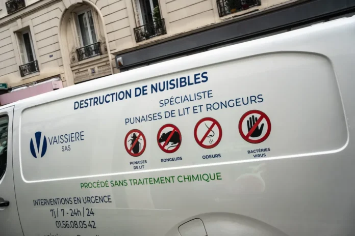 Parisul a fost invadat de ploșnițe