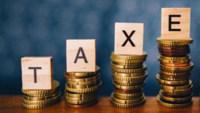 Președintele Iohannis a promulgat măsurile fiscale care majorează și introduc taxe
