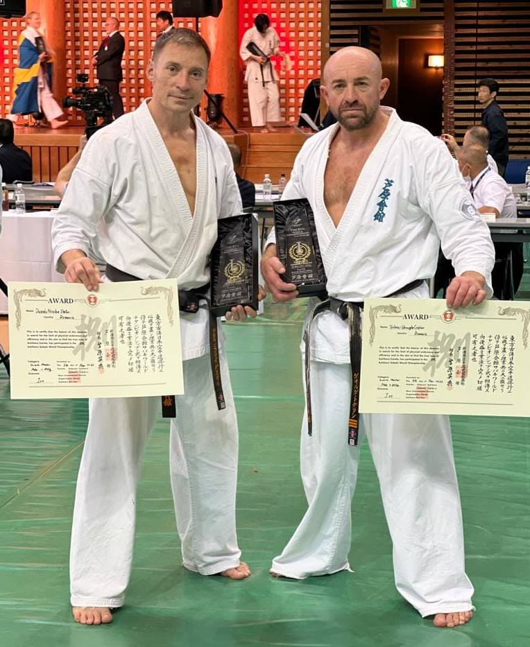 Brașoveanul Nicu Dascălu, campion mondial de Ashihara Karate: „Am urcat de patru ori pe podium în Japonia“  