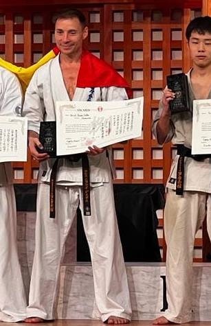 Brașoveanul Nicu Dascălu, campion mondial de Ashihara Karate: „Am urcat de patru ori pe podium în Japonia“  