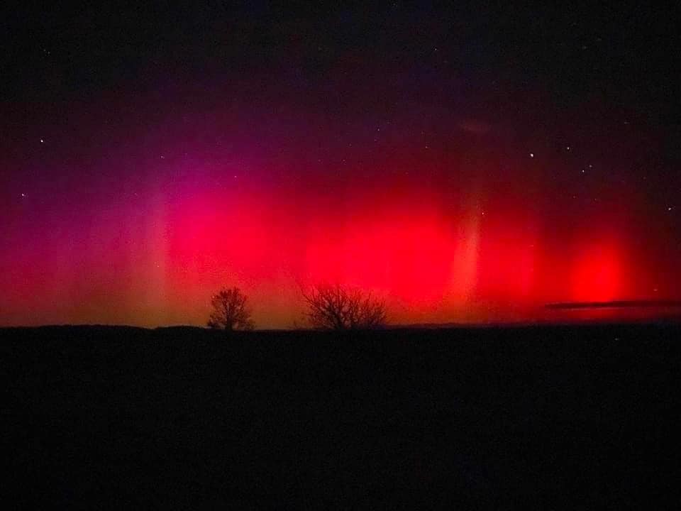 FOTO: Auroră boreală în mai multe zone din România