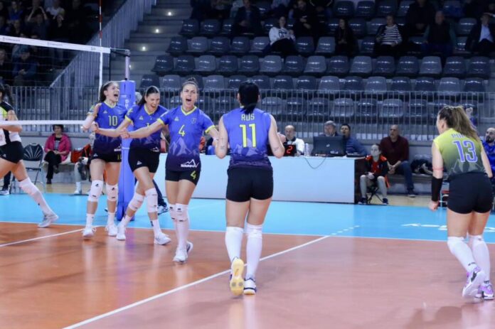 CSM Târgovişte, vicecampioana României şi finalista Cupei României,