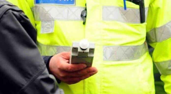 Conducători auto cercetați de polițiști pentru conducere sub influența alcoolului