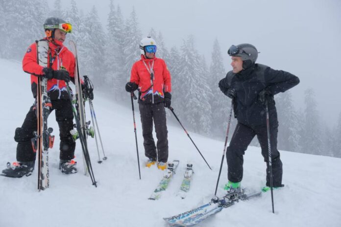 Brașovenii vor schia la jumătate de preț