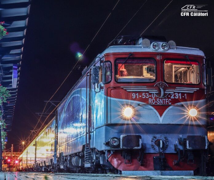 Un tren în plus Brașov – București Nord în 2 ianuarie 2024 cu opriri în stațiunile de pe Valea Prahovei