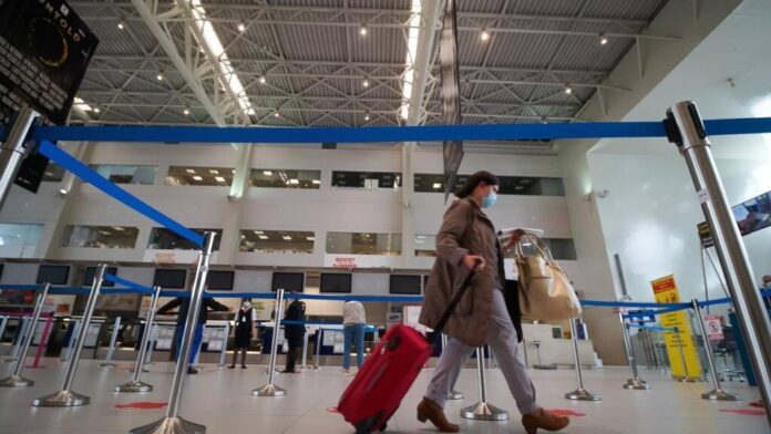 Noi zboruri, începând de mâine, de pe Aeroportul Internaţional Brașov.