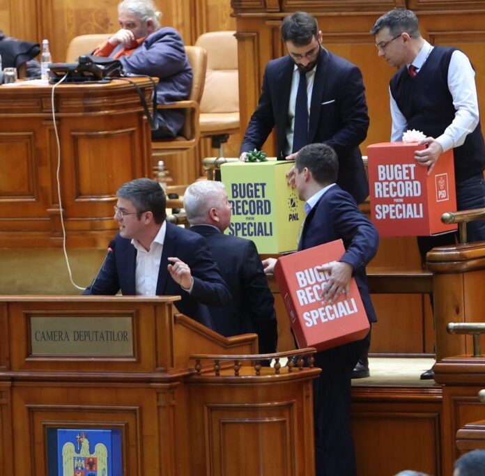 USR spune adevărul despre noua lege PSD-PNL a pensiilor: cei mulți sunt mințiți, specialii sunt neatinși, bugetul nu este suficient
