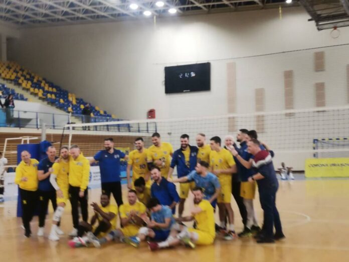 Volei (m) / Corona Brașov, victorie dramatică cu SCMU Craiova. Laurențiu Lică: 
