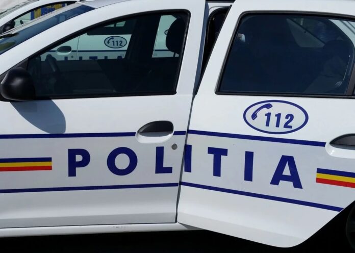 Un bărbat a fost prins în flagrant de polițiști în timp ce încerca să fure mai multe bunuri dintr-un imobil din Brașov