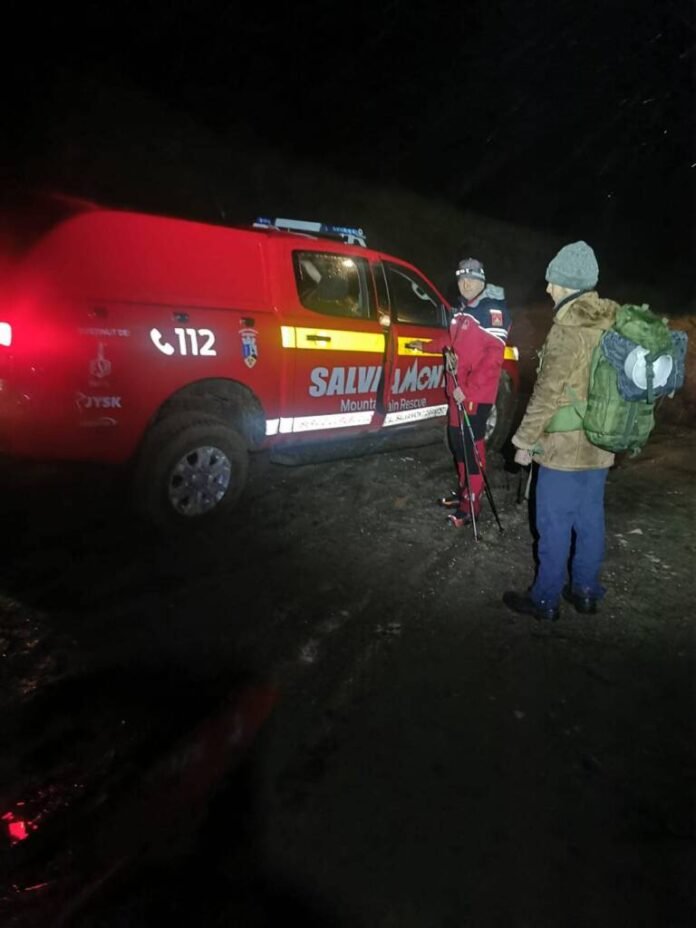 Salvamontiștii au intervenit pentru salvarea unui tânăr aflat pe un traseu din Piatra Craiului