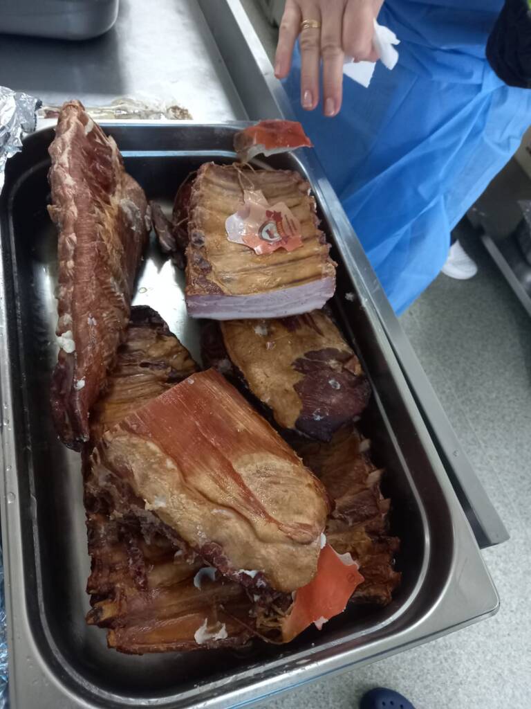 Restaurantul Casa Mureșeană din Târgu Mureș, amendat și închis temporar de Protecția Consumatorilor