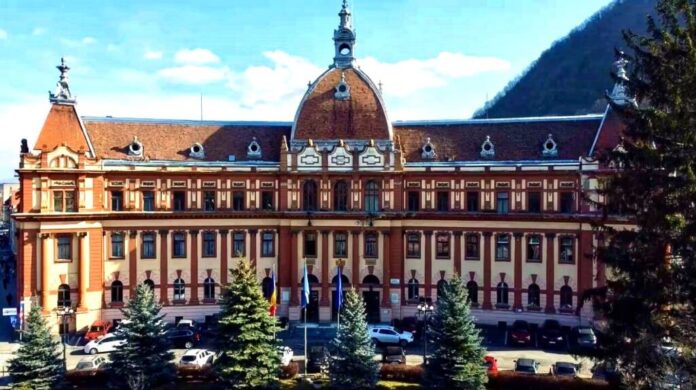 Brașovenii interesați sunt așteptați: Dezbatere publică a bugetului județean Brașov pentru anul 2024