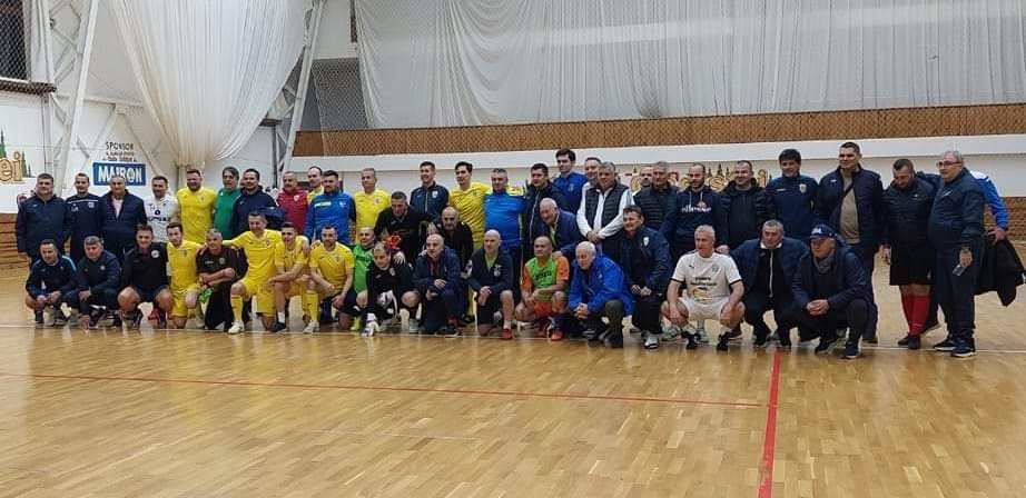 Întâlnire cu Burleanu. Reprezentanții cluburilor din Liga 3 s-au întâlnit cu șefii FRF la Cheile Grădiștei
