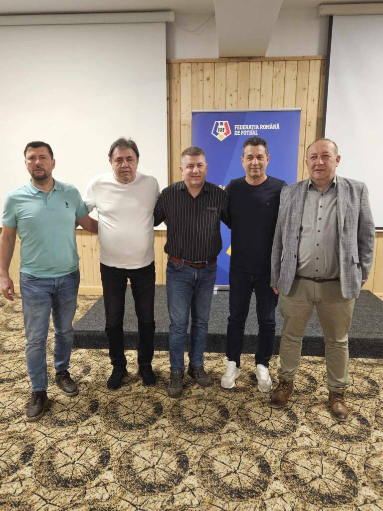 Întâlnire cu Burleanu. Reprezentanții cluburilor din Liga 3 s-au întâlnit cu șefii FRF la Cheile Grădiștei