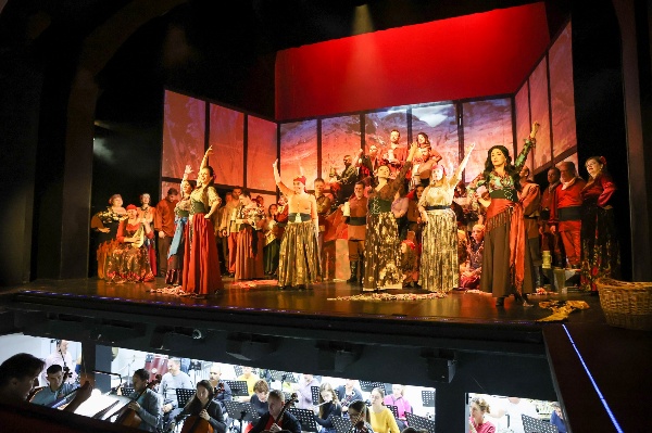 „Trubadurul”, o operă romantică, cu intrigă de Ev Mediu, pe scena Operei Brașov