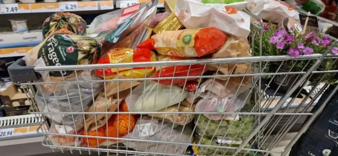 Supermarketurile nu se vor închide în weekend