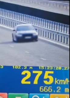 Șofer prins conducând cu 275 km/h. Poliția Rutieră Brașov: «Am decis să-ți oferim un 