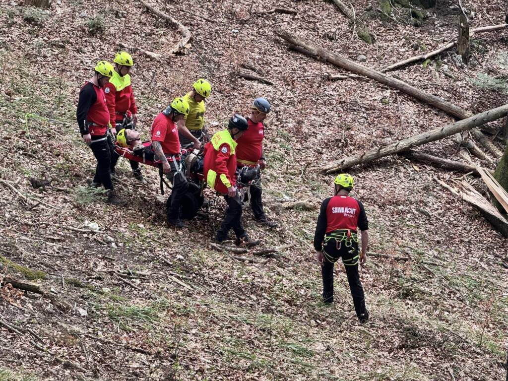 FOTO: Primul exercițiu regional salvaspeo organizat în Avenul Groapa de Aur din Masivul Postăvarul