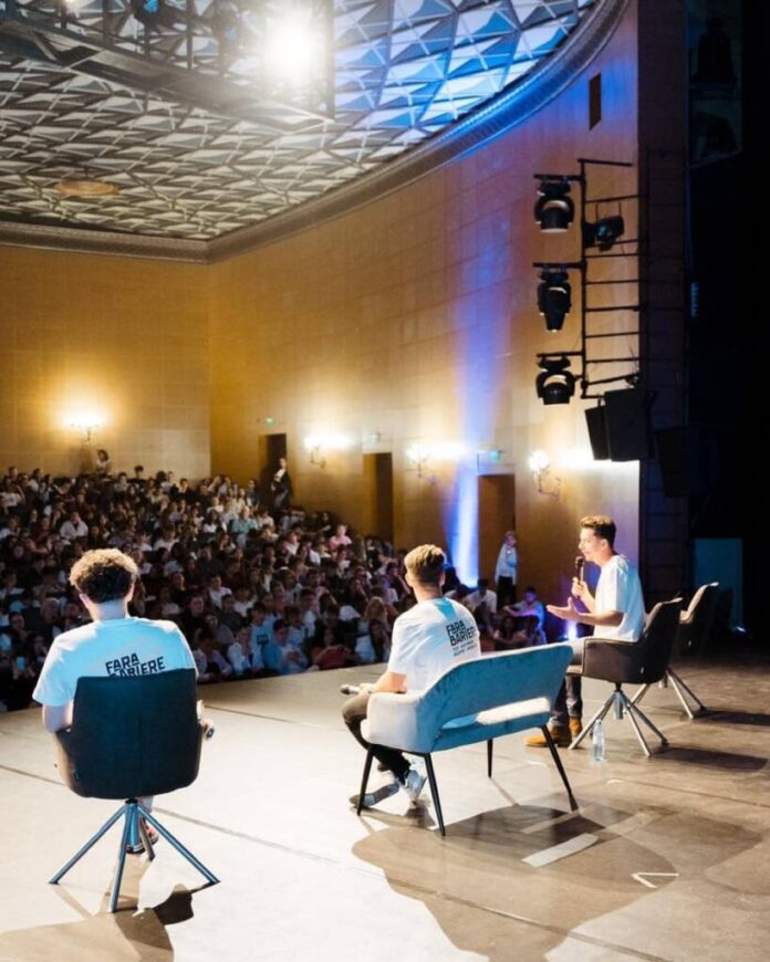 Brașov: Peste 500 de elevi, studenți, profesori și părinți au participat la 