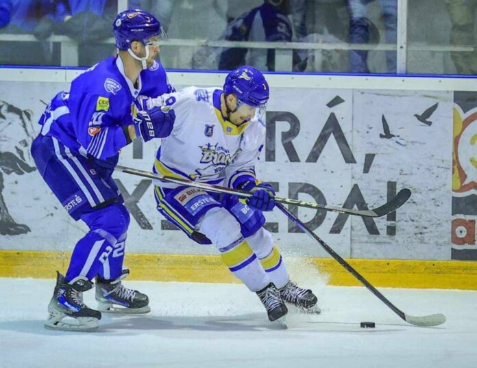 Cu trofeul pe masă! Corona Braşov mai are nevoie de o singură victorie cu SC Miercurea Ciuc pentru a câştiga și titlul în Liga Națională