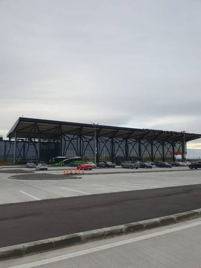 Lipsa de transparență arătată de conducerea Consiliului Județean în ceea ce privește administrarea aeroportului atrage critici din partea consilierilor județeni USR