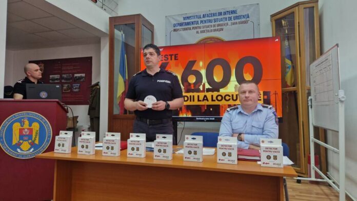 ''Detector pentru viață'': 10.000 de detectoare de fum și monoxid de carbon, distribuite gratuit în mai multe zone din România