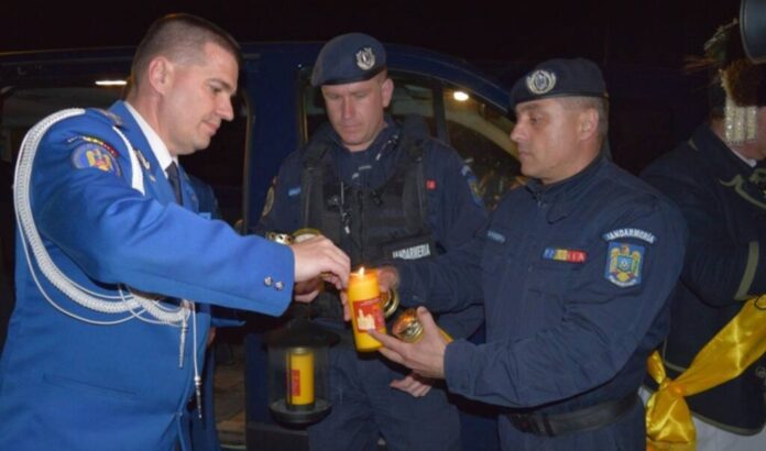 Pentru al XVI-lea an consecutiv: Jandarmii brașoveni vor aduce Lumina Sfântă de la Ierusalim, în ajunul slujbei de Înviere