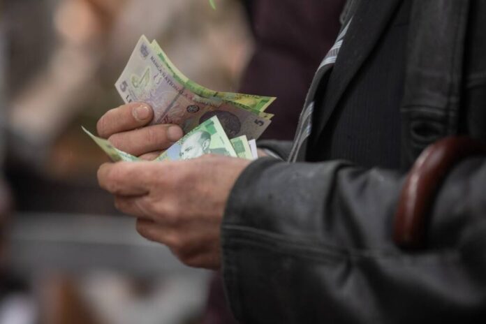 Salariul minim european intră în vigoare la 1 iulie în România