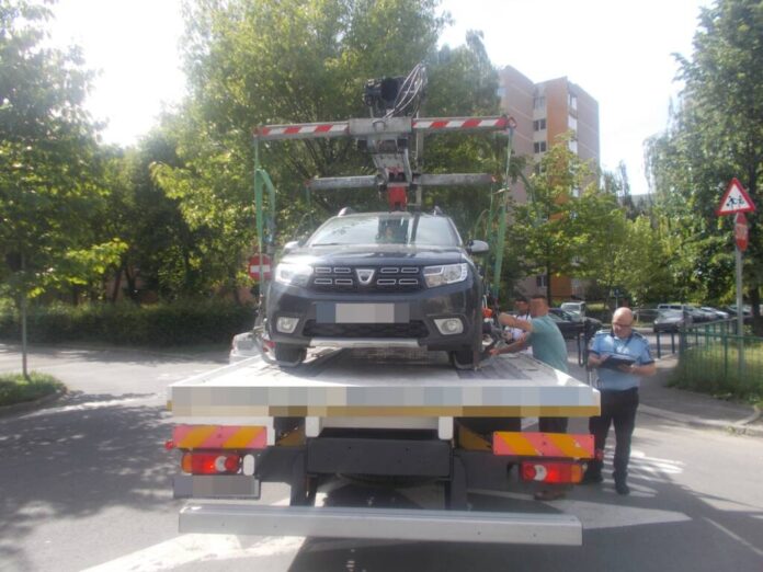 Polițiștii locali brașoveni au primit și soluționat săptămâna trecută 249 de sesizări telefonice