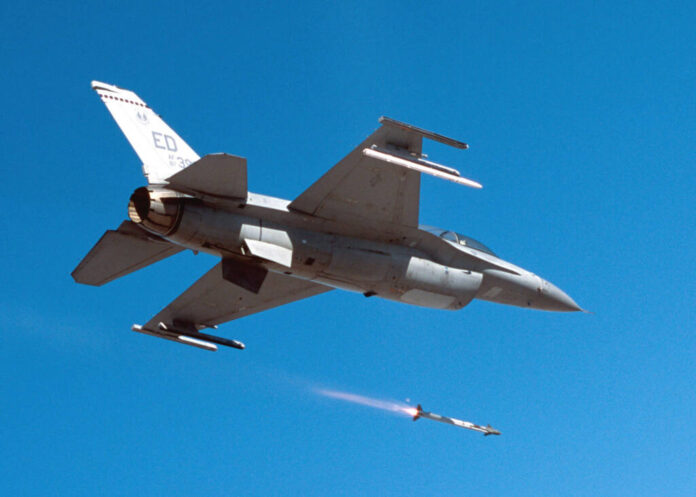 Statele Unite ale Americii au aprobat vânzarea de rachete AIM-9X Sidewinder Block II către România