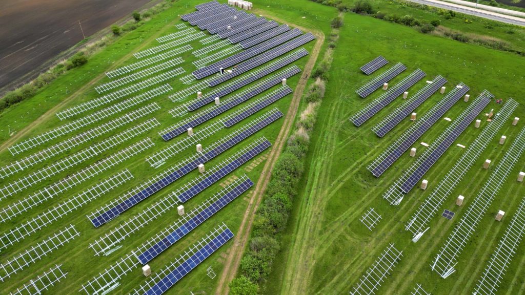 Primarul Allen Coliban: "Practic, avem un parc fotovoltaic ce va acoperi 90% din consumul public al municipiului Brașov, un parc derulat în timp record și care, iată, este o realitate"