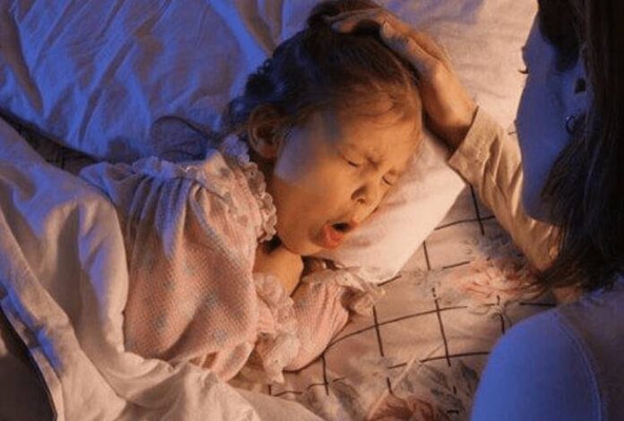 Europa se confruntă cu o epidemie de tuse convulsivă. 19 decese în acest an