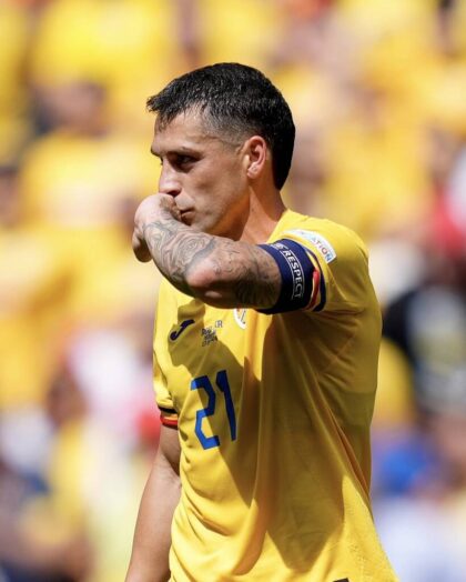 Naţionala de fotbal a României a obţinut luni cea mai clară victorie la un turneu final. Selecţionerul Edward Iordănescu: "E o victorie memorabilă, istorică"