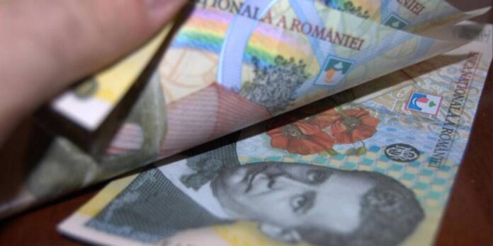 O brașoveancă, la un pas să rămână fără casă, înșelată de escroci care acționau sub numele Provident