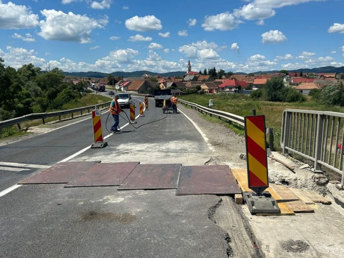Lucrări în zona pasajului CF de la ieșirea din Vlădeni spre Brașov