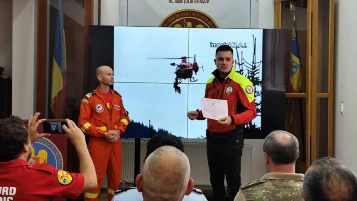 Serviciul Public Județean Salvamont - Salvaspeo Brașov a primit o diplomă de recunoștință de la Inspectoratul General de Aviație al Ministerului Afacerilor Interne (FOTO)