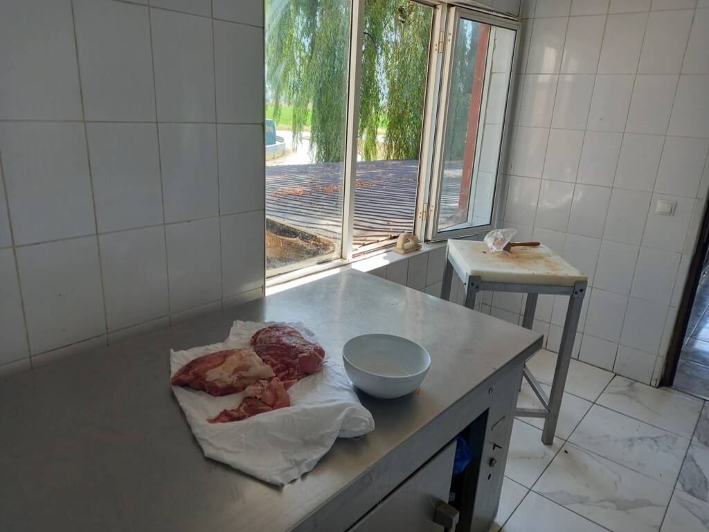 Restaurant aflat pe DN13, în zona Rupea, închis temporar de Protecția Consumatorilor 