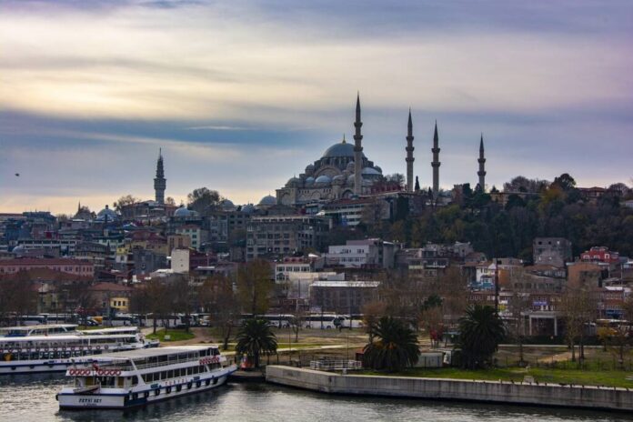 Din 29 septembrie se va putea ajunge la Istanbul de pe Aeroportul Brașov