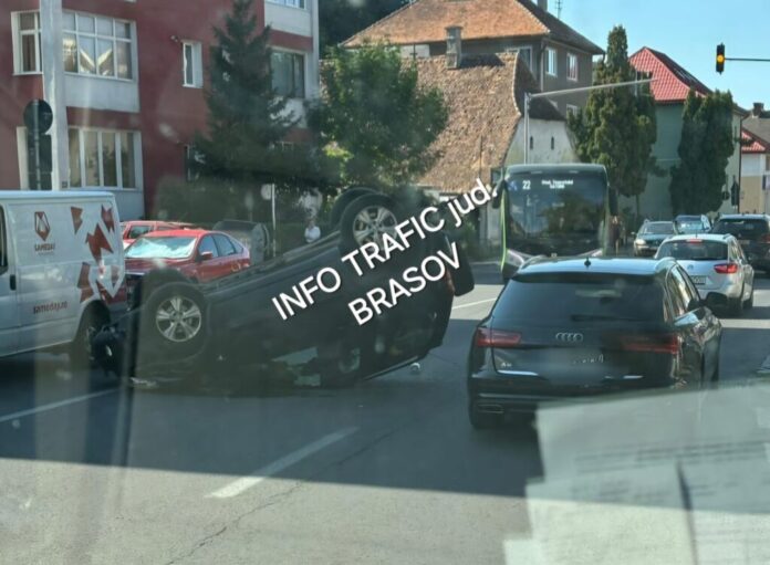 Un accident rutier a avut loc luni în Brașov