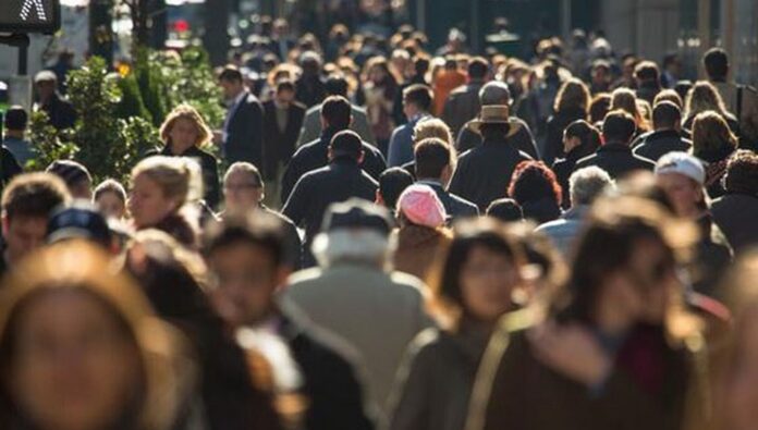 Populația României îmbătrânește alarmant