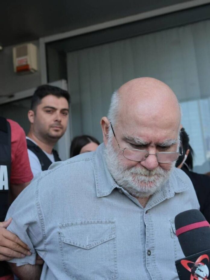 Alfred Bulai ar fi făcut infarct în arest. A fost dus de urgență la spital.