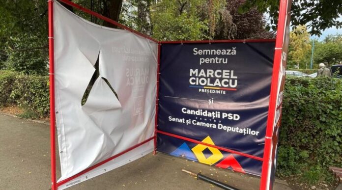 Corturi electorale ale PSD și USR vandalizate la Brașov