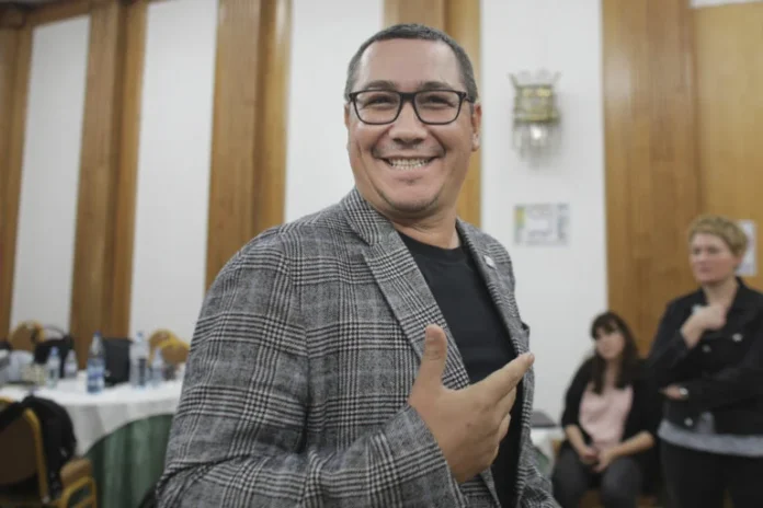Victor Ponta și-a regâștigat titlul de doctor. Ministerul Educației i l-a retras, în 2016, pentru plagiat