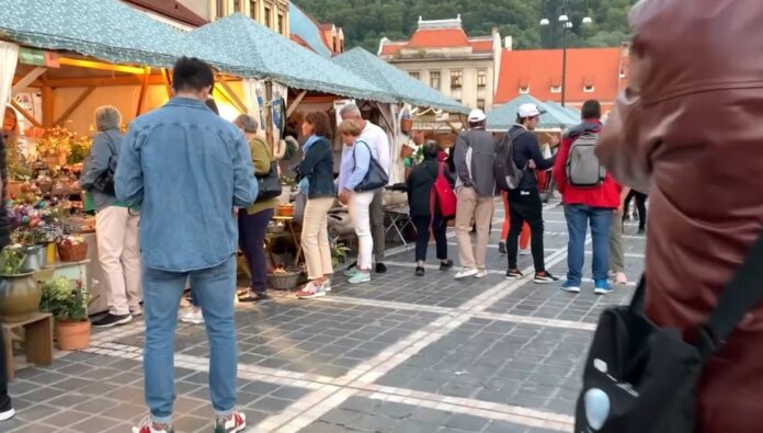 În perioada 15 - 22 septembrie, Festivalul Zilelor Culturale Maghiare din Brașov ,,Țara Bârsei