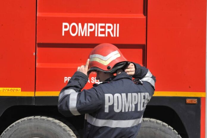 Brașov: Pompierii au făcut în ultimele 12 luni 81 de controale de prevenire la unități de învățământ