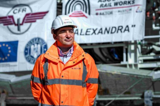 (P) Cine este inginerul care coordonează cele patru TBM-uri care forează cele mai lungi tuneluri feroviare din România